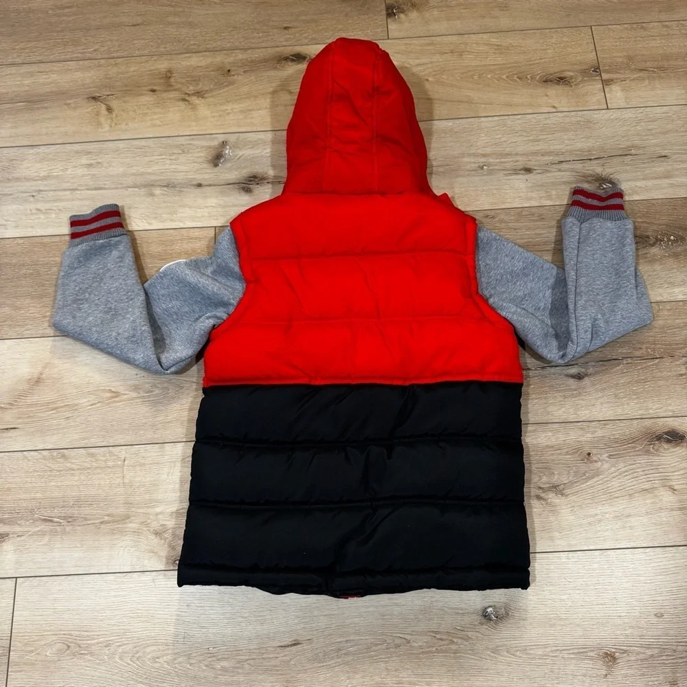 Weatherproof red black & gray puffer jacket with hood zip closure pockets, M.